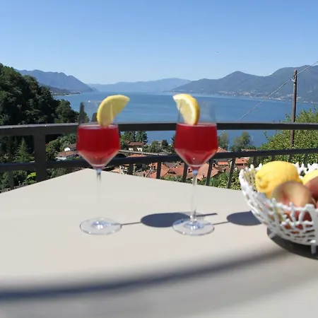 Casa Colmegna Mit Traumhaften See- Und Bergblick 아파트